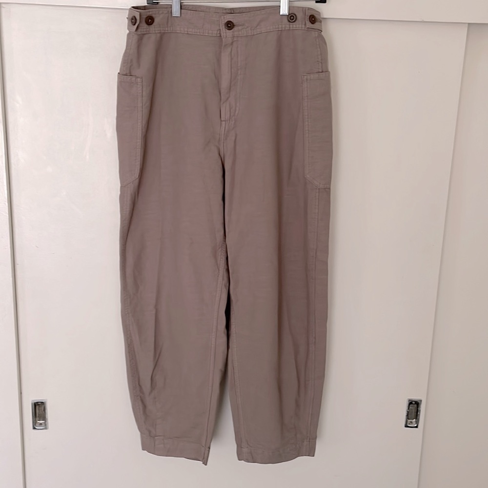 Everlane lightweight cotton pants, tan, size 12. Brand new